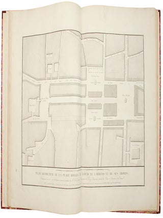Description de la Place de Louis XV que l'on construit a Reims, des ouvrages a continuer aux environs de cette place, & de ceux a faire dans la suite pour l'utilite & l'embellissement de cette ville
