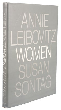 Item #39933 Women. Annie LEIBOVITZ, SONTAG Susan