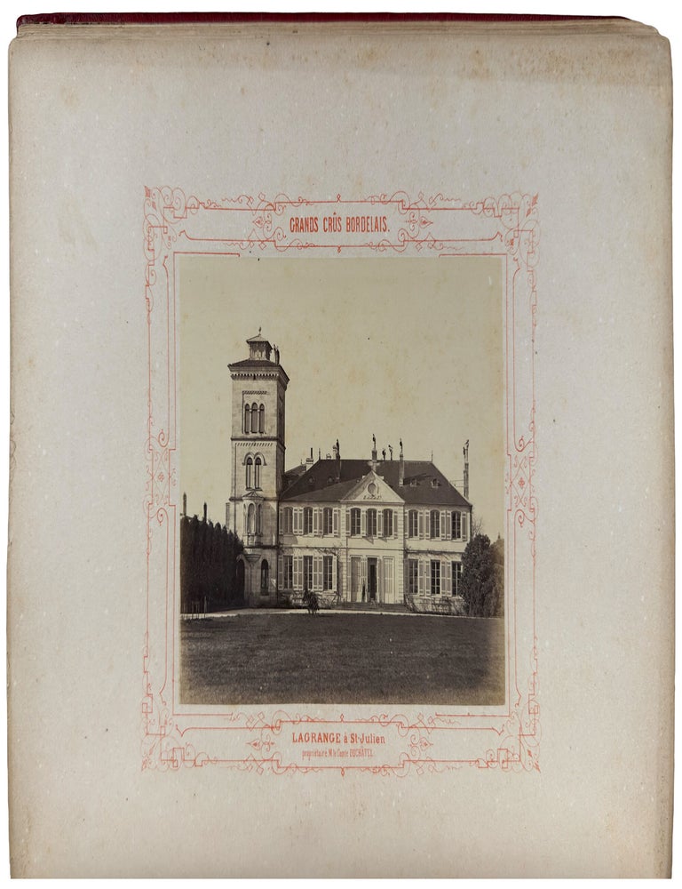 Item #42841 Les Grands crus du Bordelais. Monographies et photographies des ch&acirc;teaux et vignobles. Alfred DANFLOU.